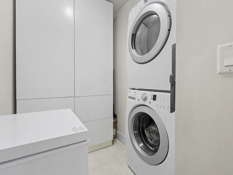 204-6333 Larkin Drive, Vancouver, BC, V6T 0A7 - 23
