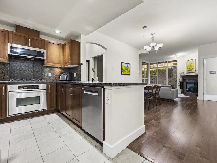 204-6333 Larkin Drive, Vancouver, BC, V6T 0A7 - 5
