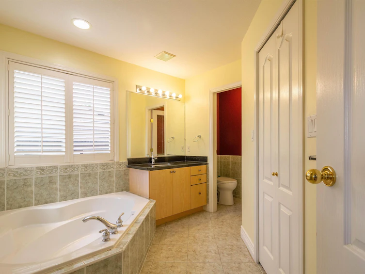 2115 Berkshire Crescent, Coquitlam, BC, V3E 3N4 - 18