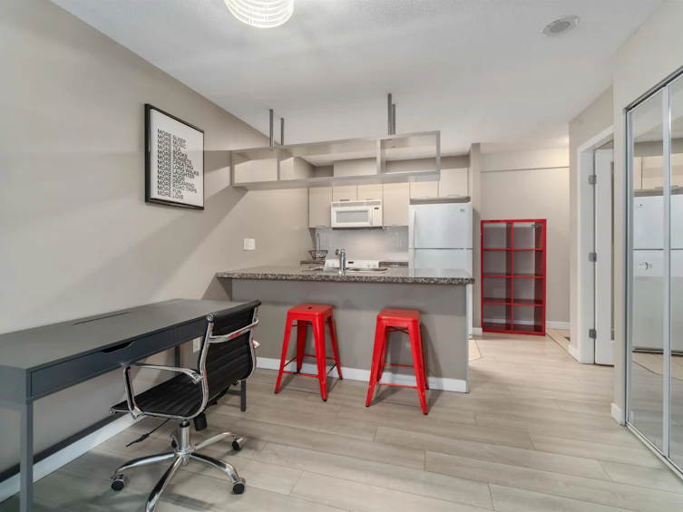 613-1082 Seymour Street, Vancouver, BC, V6B 1X9 - 11