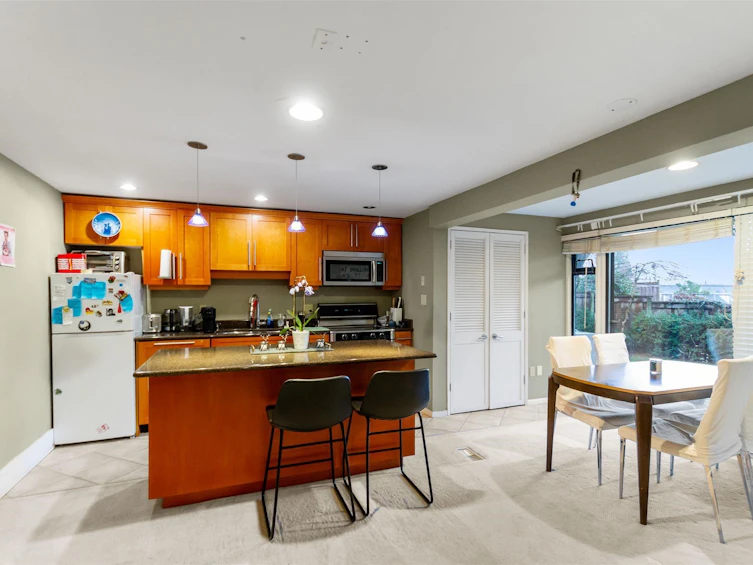 1995 Sasamat Place, Vancouver, BC, V6R 4A3 - 15