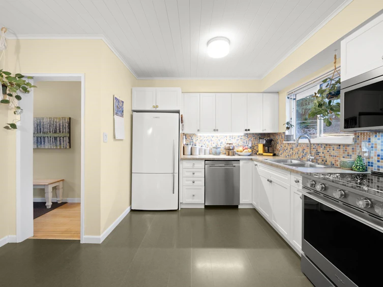9585 Dawson Crescent, Delta, BC, V4C 5H1 - 12