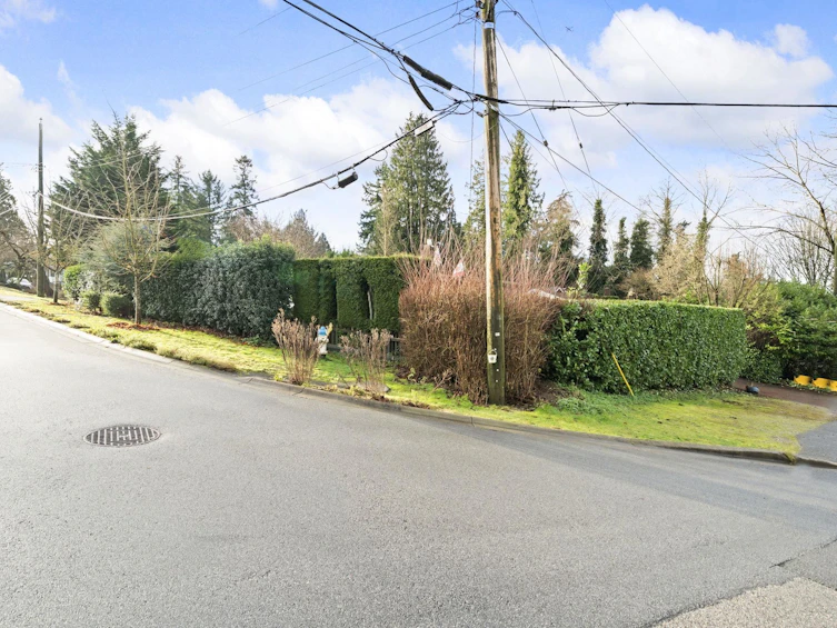 9585 Dawson Crescent, Delta, BC, V4C 5H1 - 34