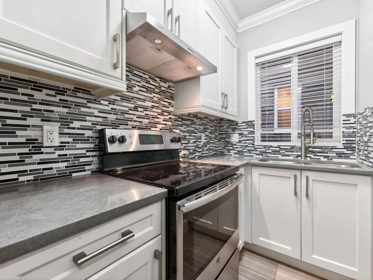 14118 60a Avenue, Surrey, BC, V3X 0G1 - 15