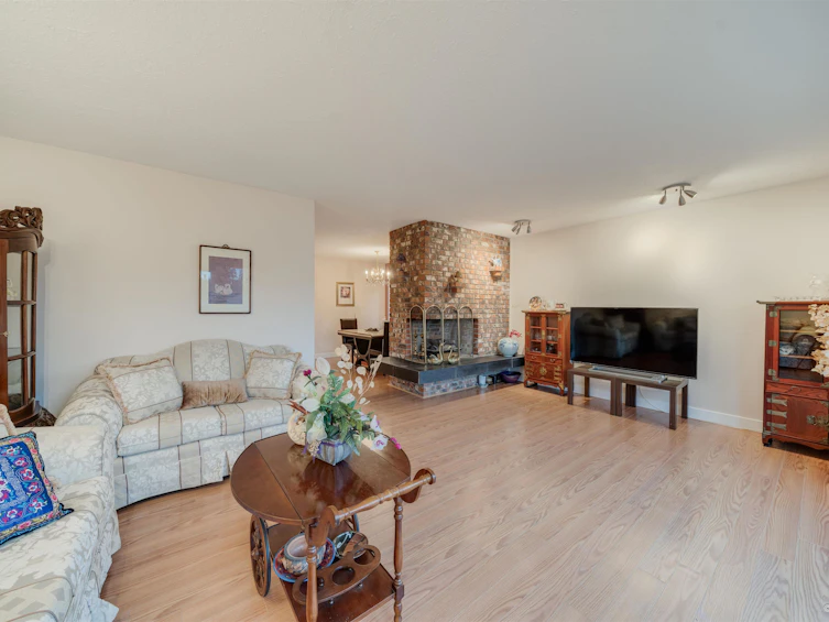 2813 Windrum Avenue, Coquitlam, BC, V3B 6B8 - 4
