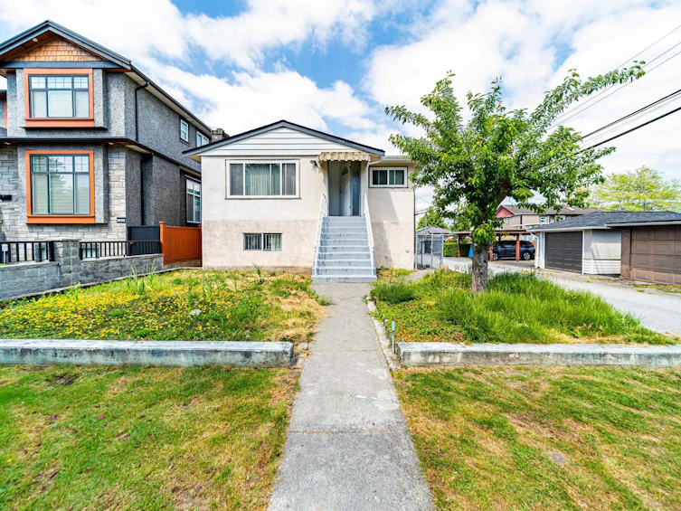 3687 E 26th Avenue, Vancouver, BC, V5R 1M6 - 15