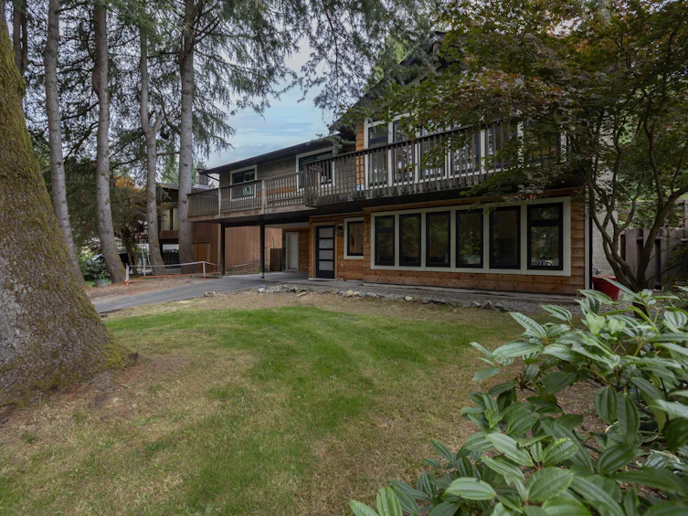 2488 Belloc Street, North Vancouver, BC, V7H 2L1 - 28
