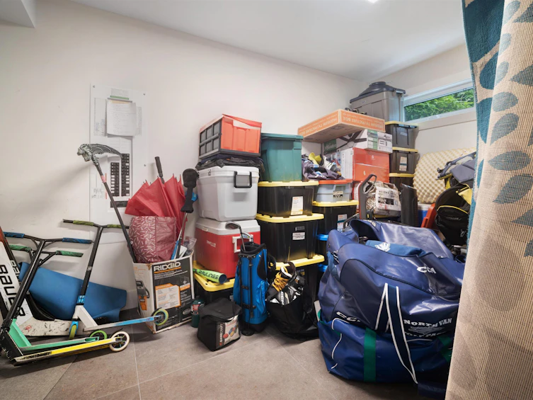 2488 Belloc Street, North Vancouver, BC, V7H 2L1 - 24