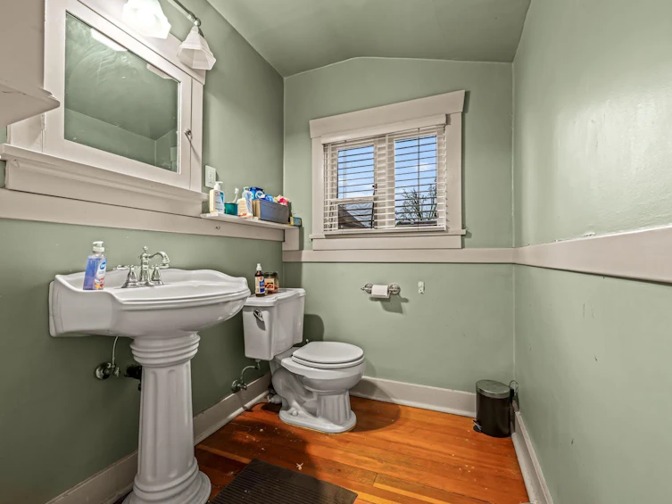 660 W 13th Avenue, Vancouver, BC, V5N 1N9 - 15
