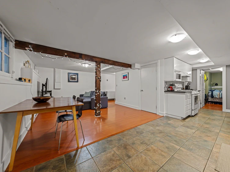 660 W 13th Avenue, Vancouver, BC, V5N 1N9 - 18