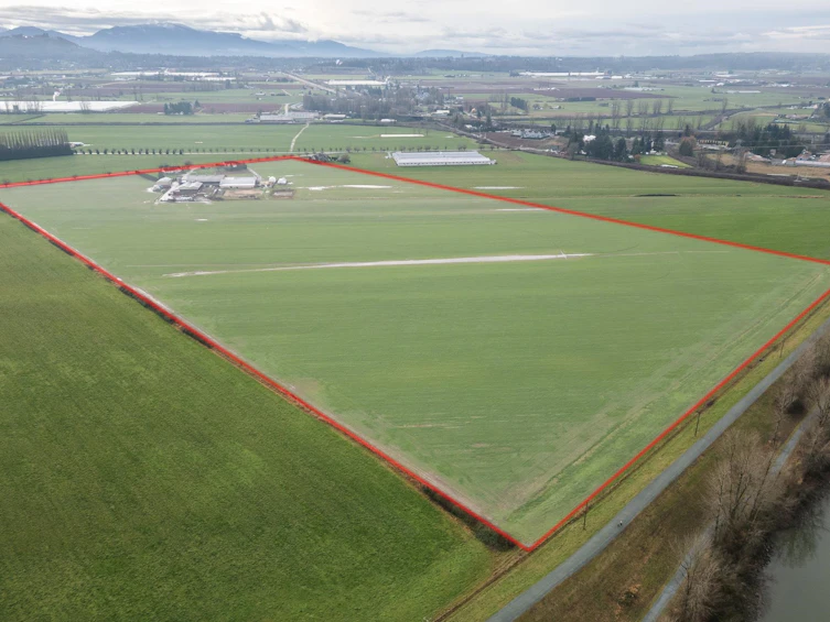 33861 Sim Road, Abbotsford, BC, V3G 1N2 - 2