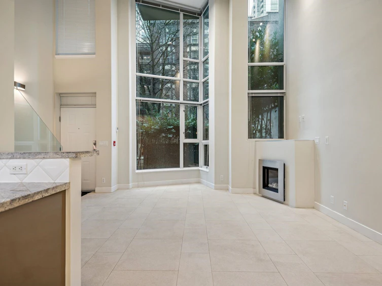 621 Jervis Street, Vancouver, BC, V6E 3M5 - 4