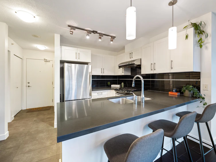 907-7090 Edmonds Street, Burnaby, BC, V3N 0C6 - 8