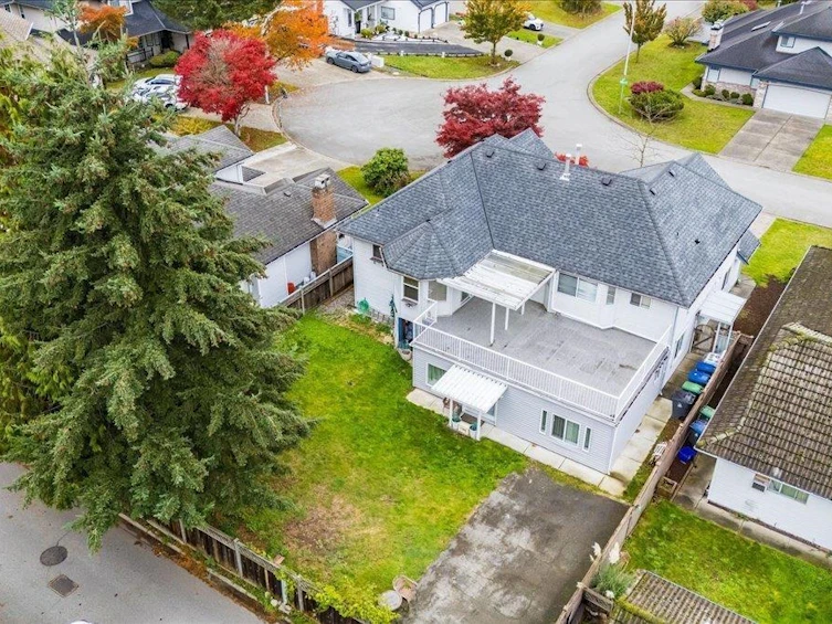 9335 152a Street, Surrey, BC, V3R 0E6 - 36