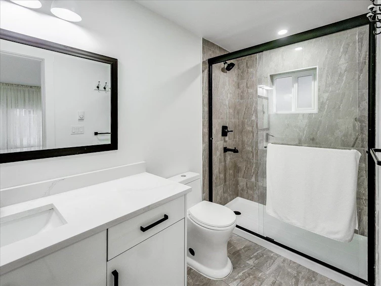 9335 152a Street, Surrey, BC, V3R 0E6 - 30