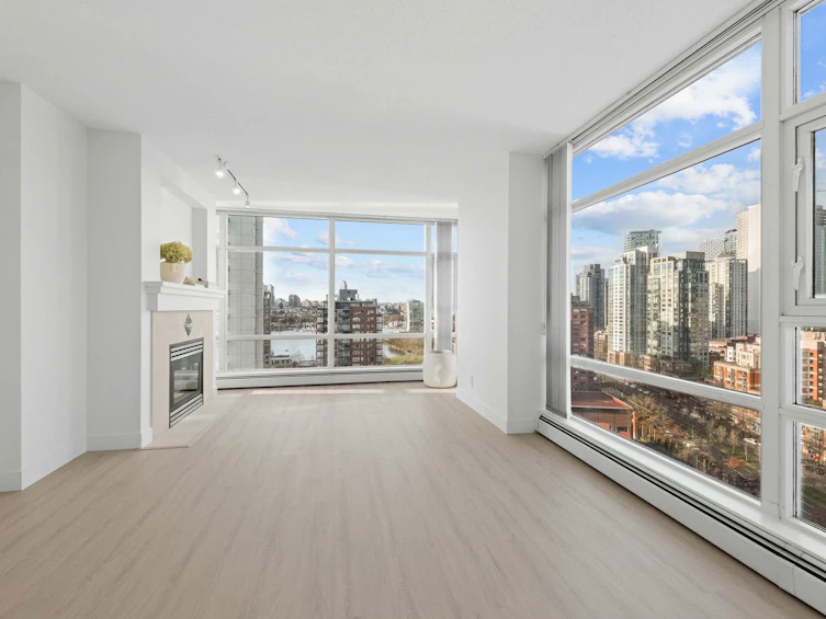 2106-1199 Marinaside Crescent, Vancouver, BC, V6Z 2Y2 - 5