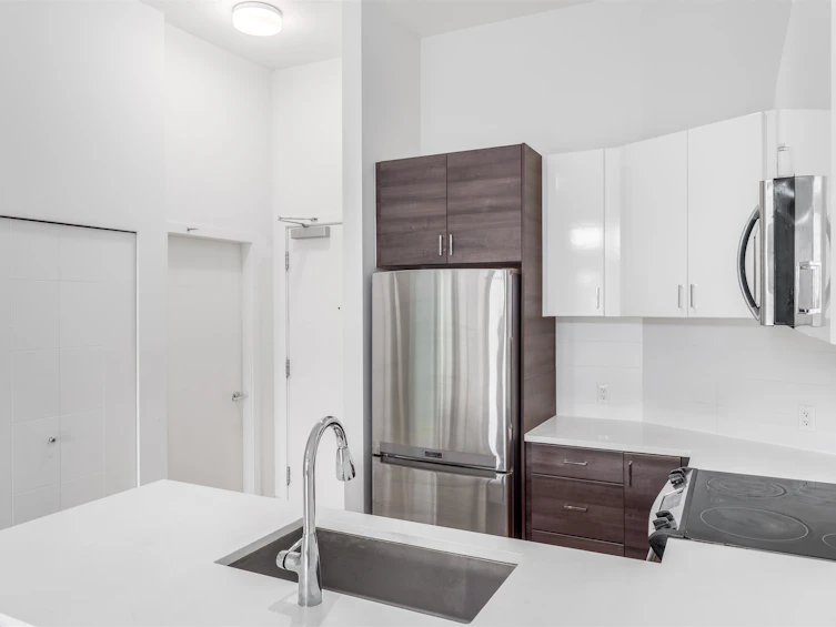 410-13919 Fraser Highway, Surrey, BC, V3T 4E6 - 12
