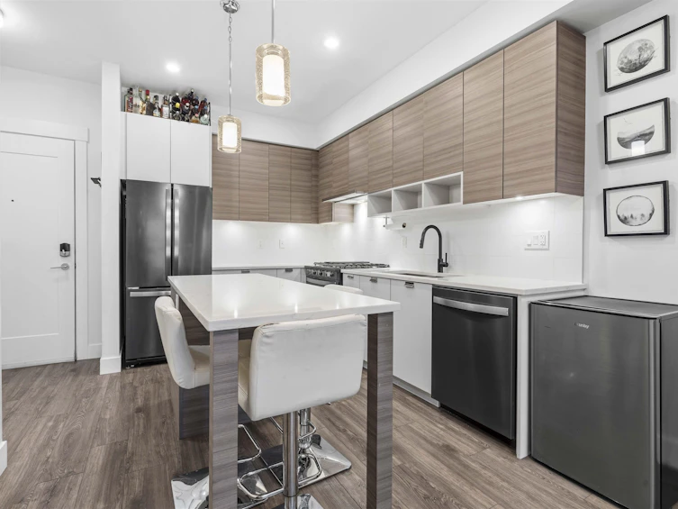 A414-20727 Willoughby Town Centre Drive, Langley, BC, V2Y 3N1 - 3