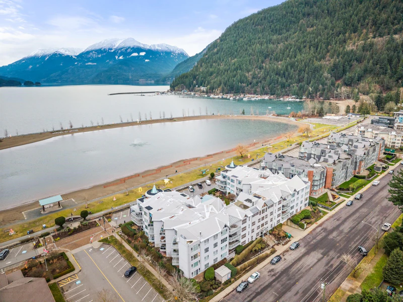 309 - 328 Esplanade Avenue, Harrison Hot Springs BC V0M 1A3