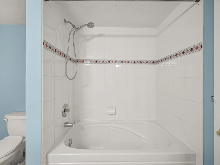 309-328 Esplanade Avenue, Harrison Hot Springs, BC, V0M 1K0 - 19
