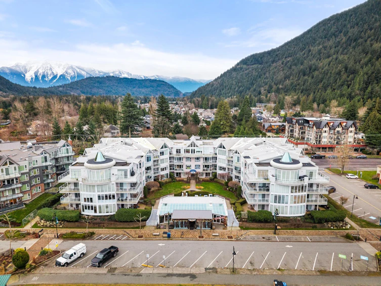 309-328 Esplanade Avenue, Harrison Hot Springs, BC, V0M 1K0 - 5