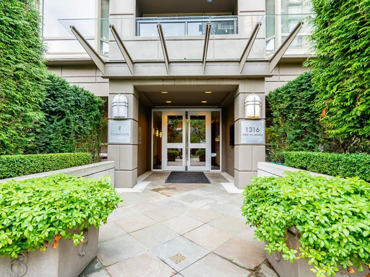 1102-1316 W 11th Avenue, Vancouver, BC, V6H 4G8 - 2