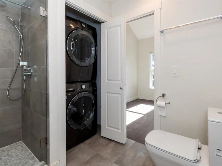765 W 42nd Avenue, Vancouver, BC, V5Z 2N8 - 11