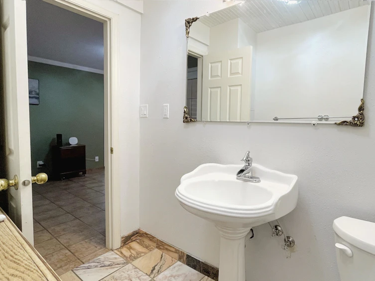 31228 Bridge Street, Hope, BC, V0K 2S0 - 23