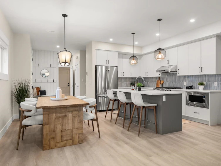 3411 Chatham Street, Richmond, BC, V7E 2Y9 - 8