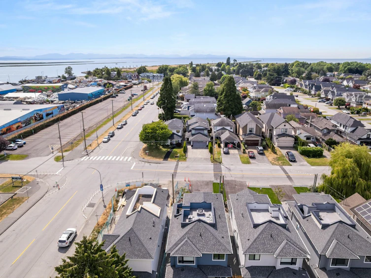 11960 4th Avenue, Richmond, BC, V7E 3H8 - 2