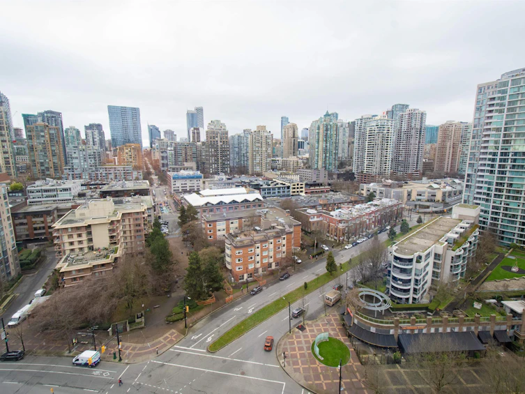2105-193 Aquarius Mews, Vancouver, BC, V6Z 2Z2 - 7