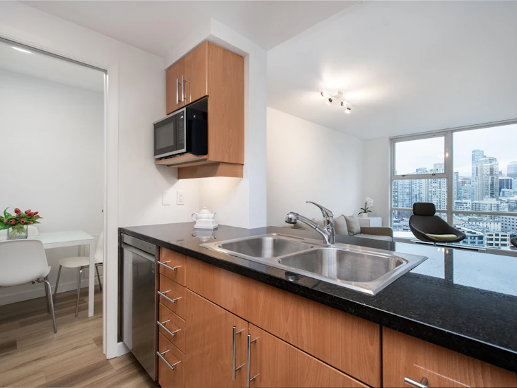 2105-193 Aquarius Mews, Vancouver, BC, V6Z 2Z2 - 12