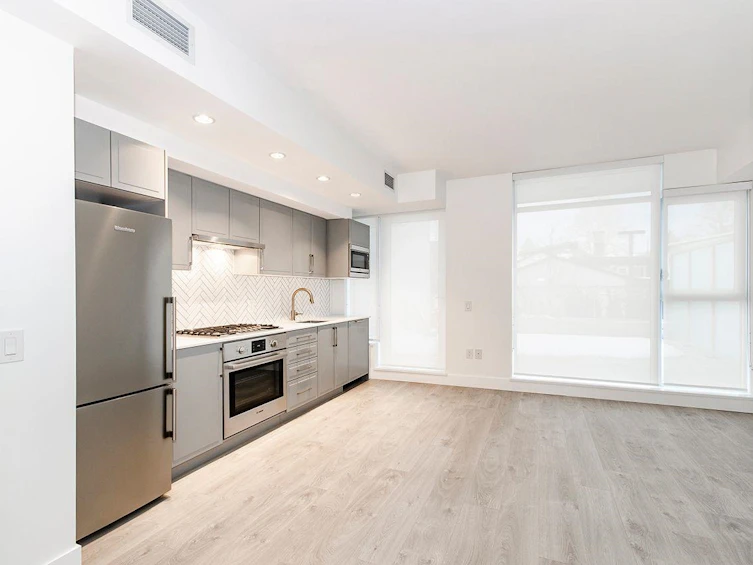 208-2435 Kingsway Street, Vancouver, BC, V5R 5G8 - 11