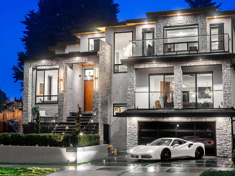 16850 106 Avenue, Surrey, BC, V4N 1N1