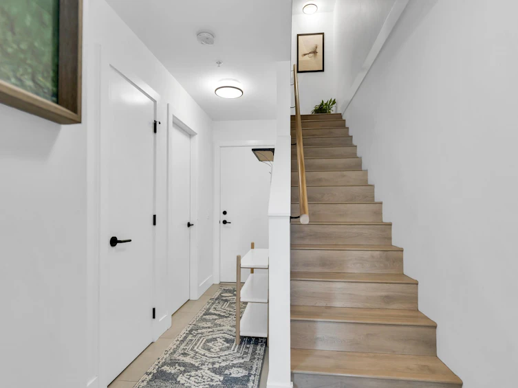 1379 Marinaside Place, Squamish, BC, V8B 1A8 - 20