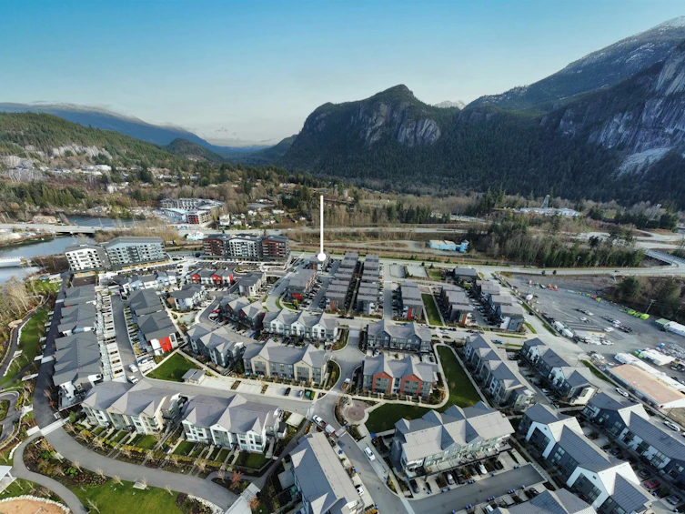 1379 Marinaside Place, Squamish, BC, V8B 1A8 - 25