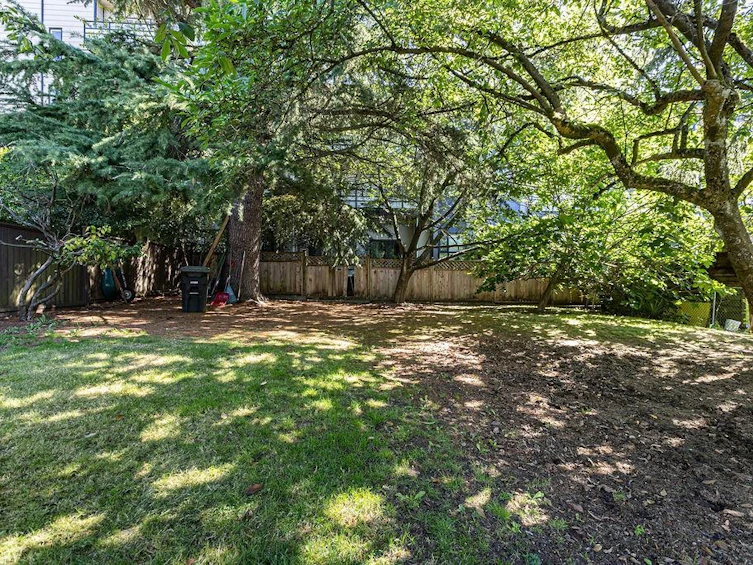 7758 Mcgregor Avenue, Burnaby, BC, V5J 4H5 - 37