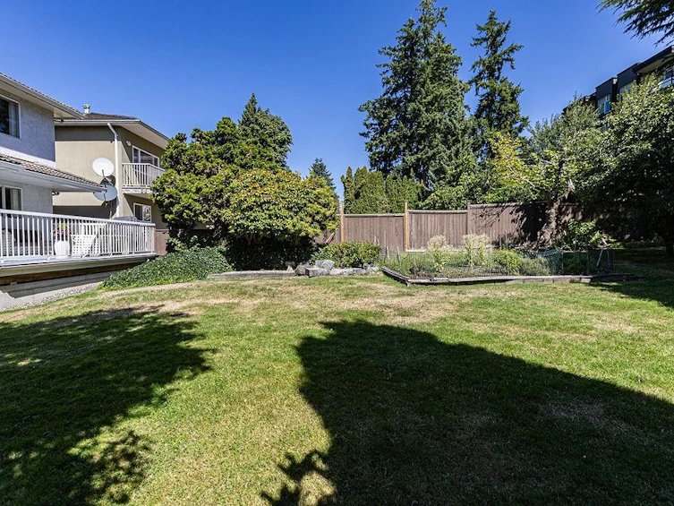 7758 Mcgregor Avenue, Burnaby, BC, V5J 4H5 - 36