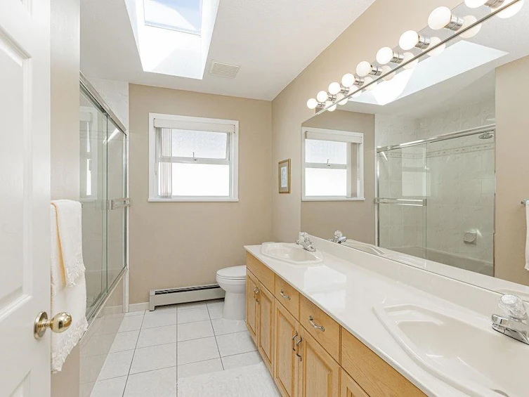 7758 Mcgregor Avenue, Burnaby, BC, V5J 4H5 - 23