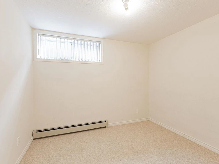 7758 Mcgregor Avenue, Burnaby, BC, V5J 4H5 - 30