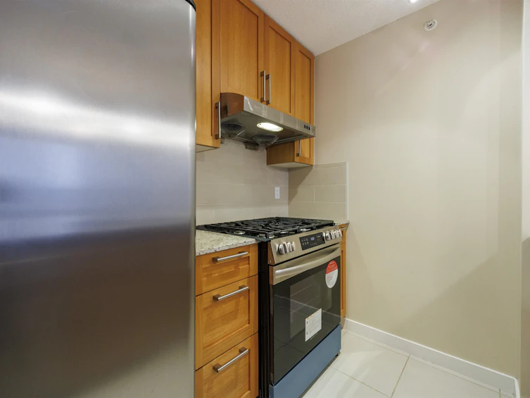 908-7088 Salisbury Avenue, Burnaby, BC, V5E 0A4 - 7