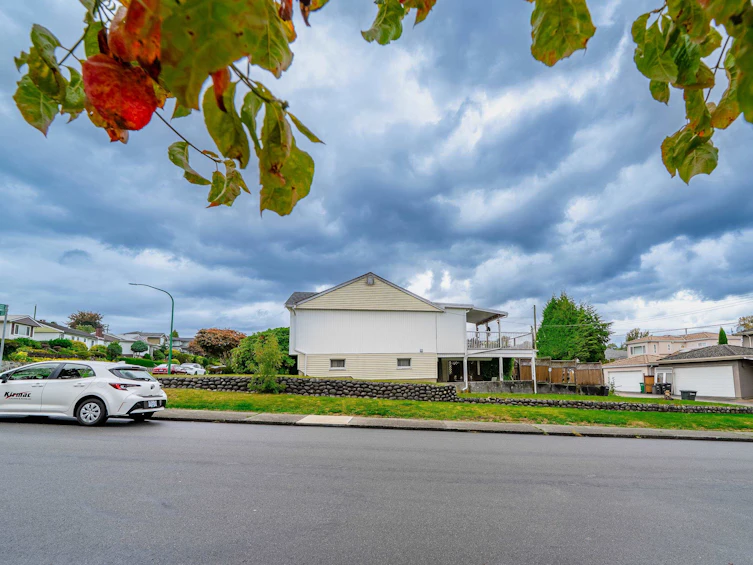 4277 Castlewood Crescent, Burnaby, BC, V5G 2M1 - 4