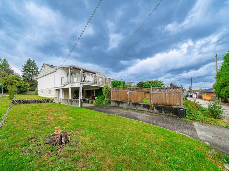 4277 Castlewood Crescent, Burnaby, BC, V5G 2M1 - 18