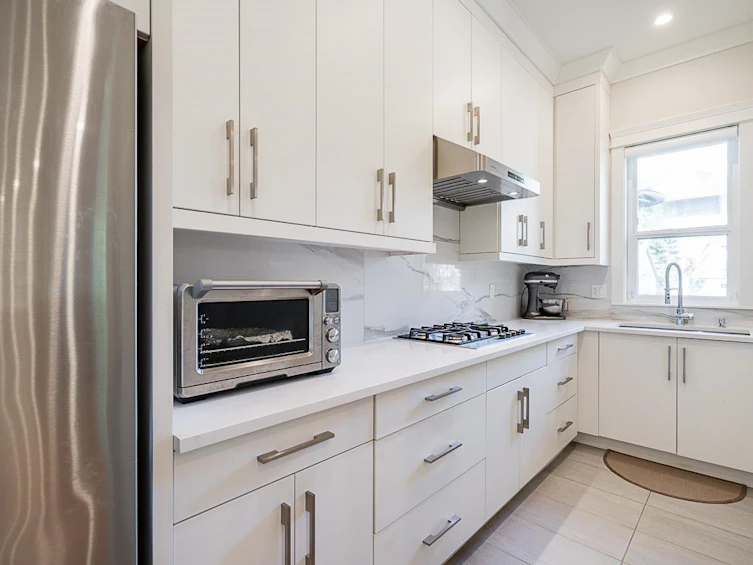 15699 77b Avenue, Surrey, BC, V3S 3P9 - 13