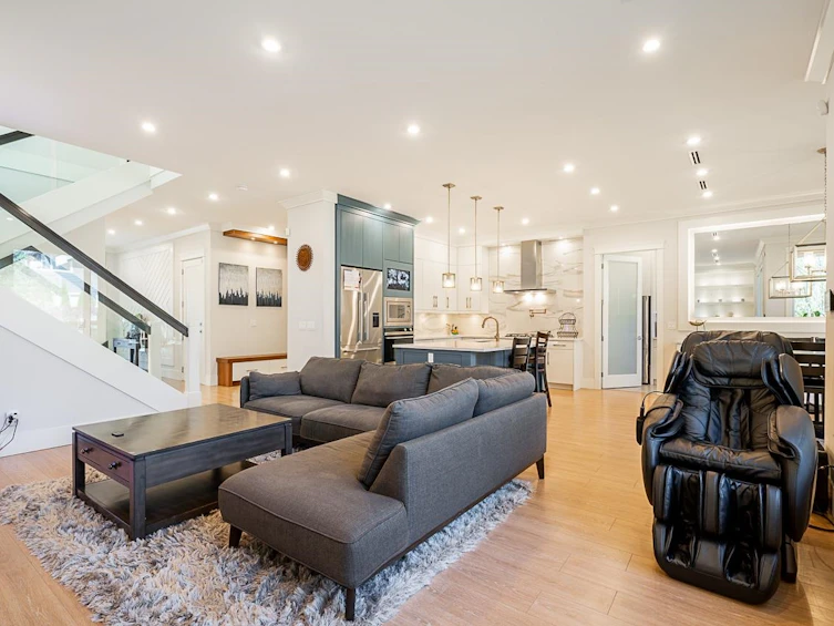 15699 77b Avenue, Surrey, BC, V3S 3P9 - 7