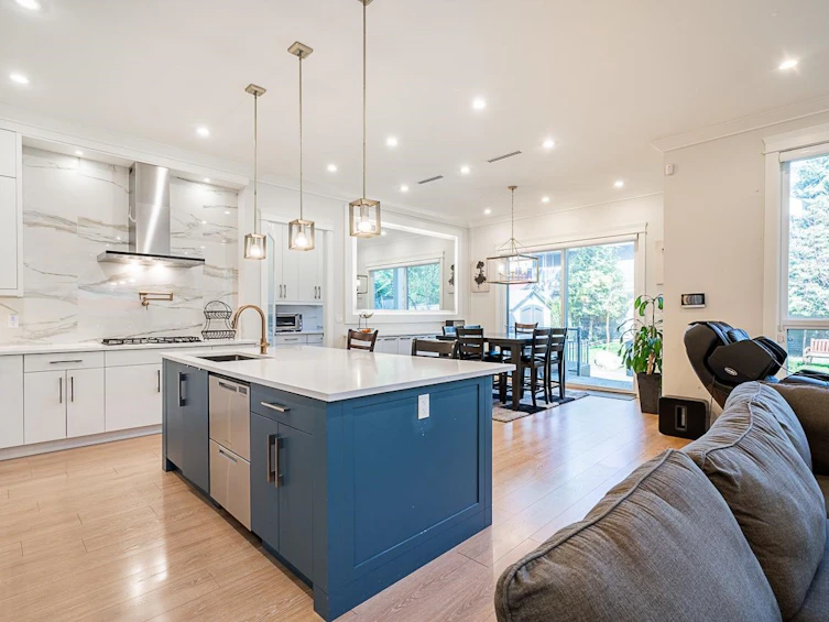 15699 77b Avenue, Surrey, BC, V3S 3P9 - 8