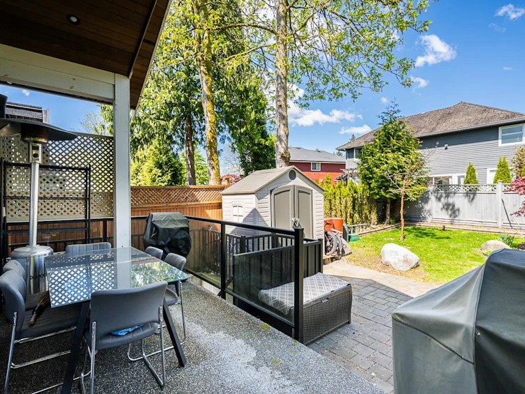 15699 77b Avenue, Surrey, BC, V3S 3P9 - 33