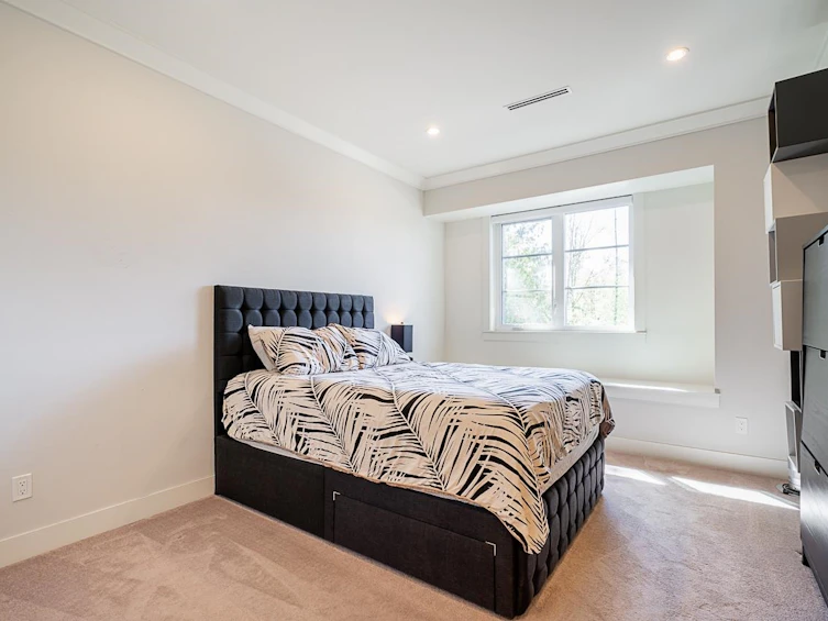 15699 77b Avenue, Surrey, BC, V3S 3P9 - 24