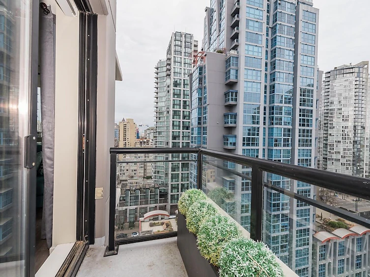 1801-1295 Richards Street, Vancouver, BC, V6B 1B7 - 15