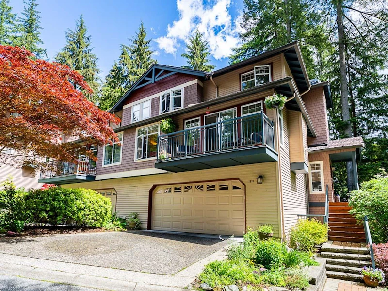 1174 Strathaven Drive, North Vancouver BC V7H 2Z6